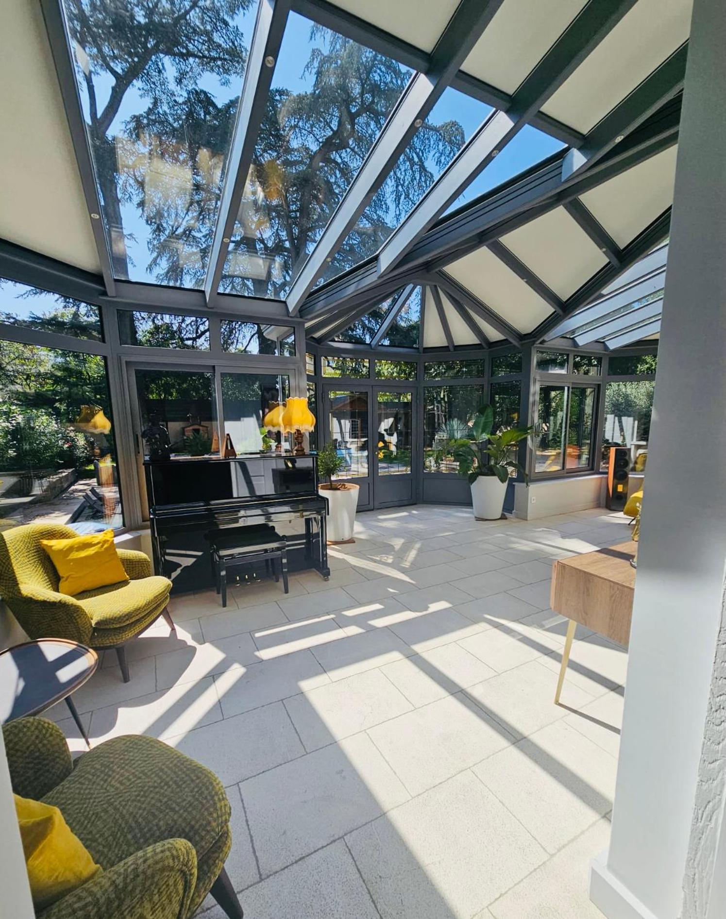 Chateau Grandclement Lyon Villeurbanne Niveau Rdc - Tresor Cache En Ville Avec Vue Piscine Et Parc Вильорбан Екстериор снимка
